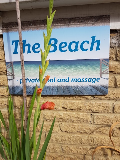 The Beach - private pool and massage