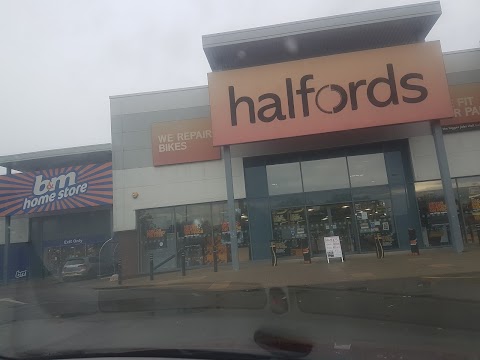 Halfords - Weston Super Mare