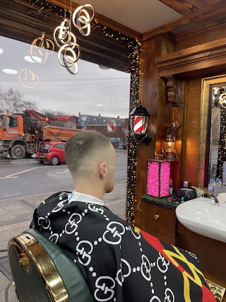 Top Cut Barber