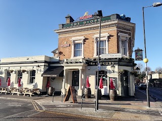 The Globe, Brentford