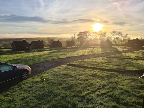 Ernest's Retreat Glamping Site (Static Caravan Park)