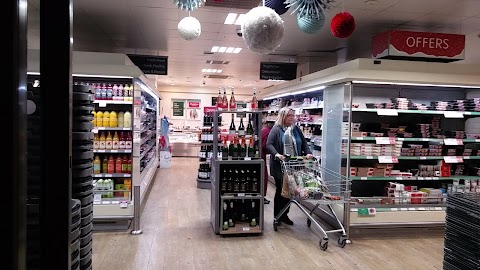 Waitrose & Partners Hampton