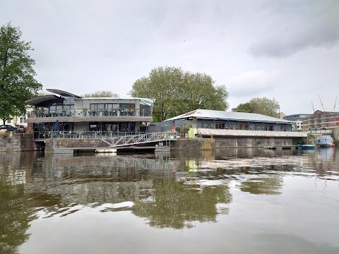 Harbour House Waterfront Restaurant, Bar & Terrace