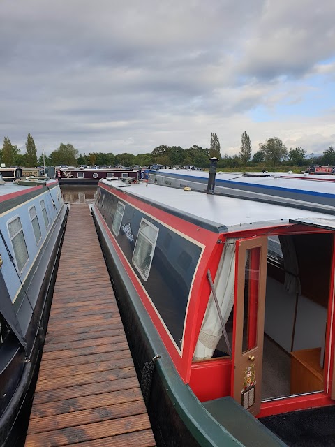 Aqueduct Marina and Caravan Park