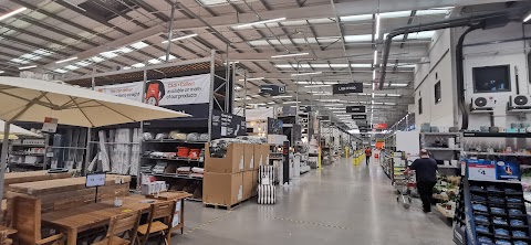 B&Q Glasshoughton