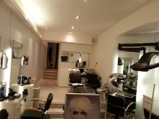 Dudes & Divas Hair Studio