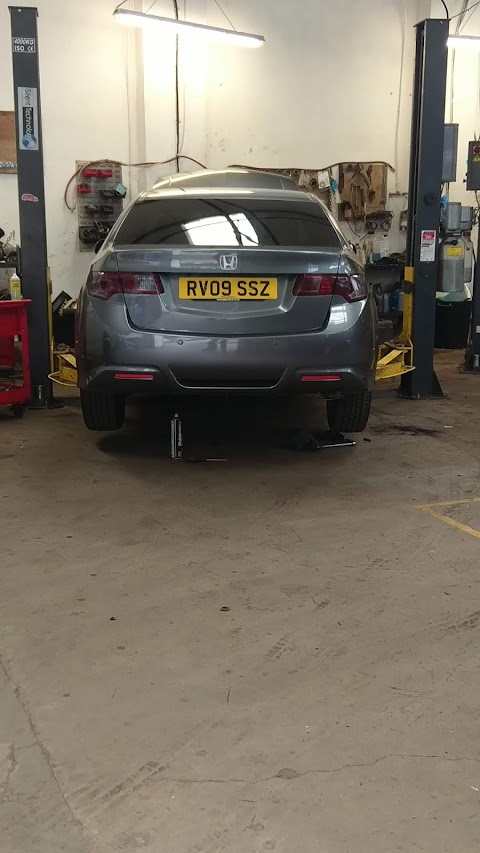 AP Garage MOT Station