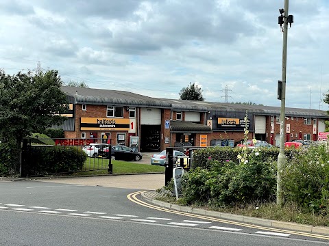 Halfords Autocentre