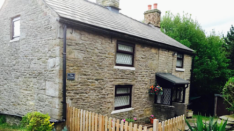 The Cottage - Glossop