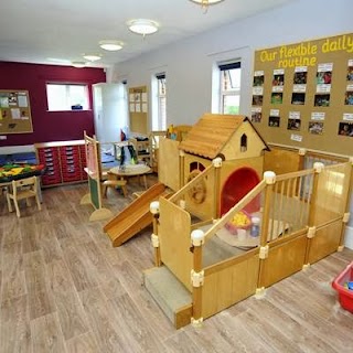 Co-op Childcare Hounslow