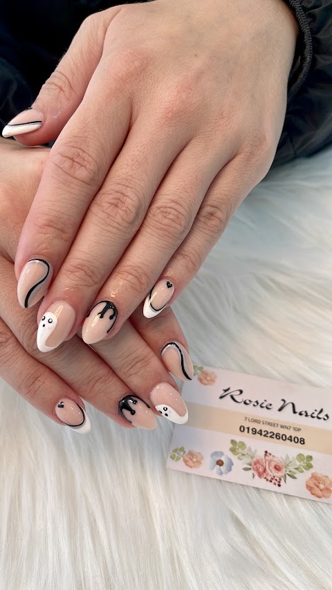 Rosie nails leigh