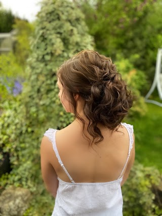 Bridal Hair by Michelle Jewess