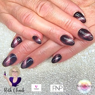 Ruth Clench - Nail Artist