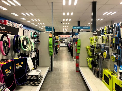 Halfords - Farnborough