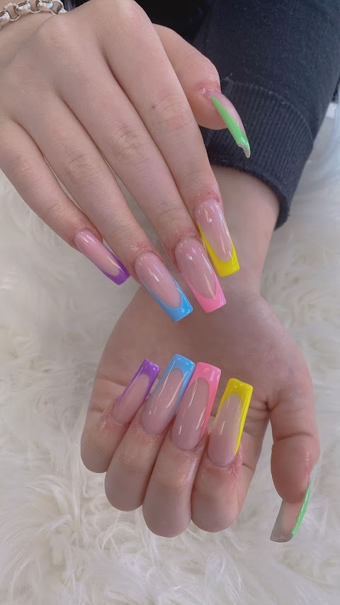 Long Nails Beauty Spa