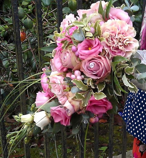 Rozi's posies Weddings, Civil Partnerships and Events Florist