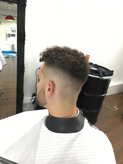 Fade And Go Barber Shop