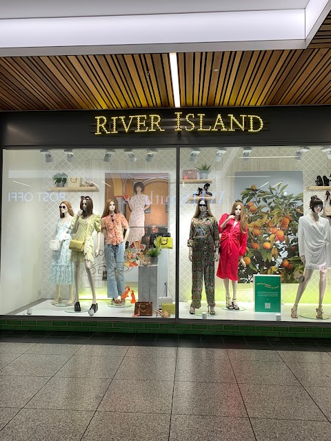 River Island Ealing