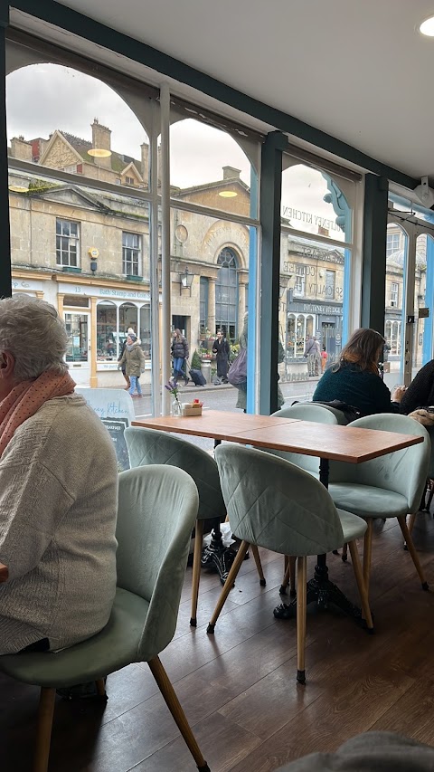 Pulteney Bridge Coffee Shop