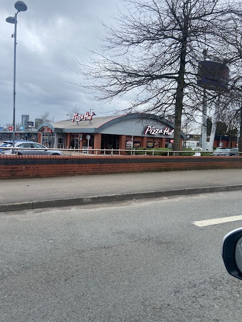 Pizza Hut Restaurants