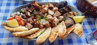 Lakis Greek Kitchen