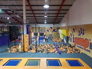 i-Jump Trampoline Park