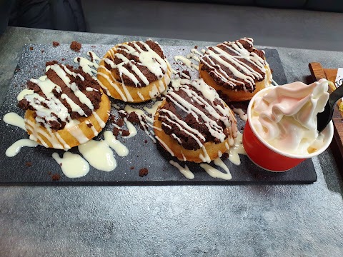 Legends Desserts & Burger Bar Rusholme