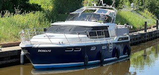 Thames Charters - Windsor Boat Hire