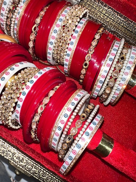 The Jewellery Trunk.