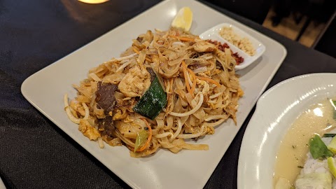 Arroy Thai Restaurant