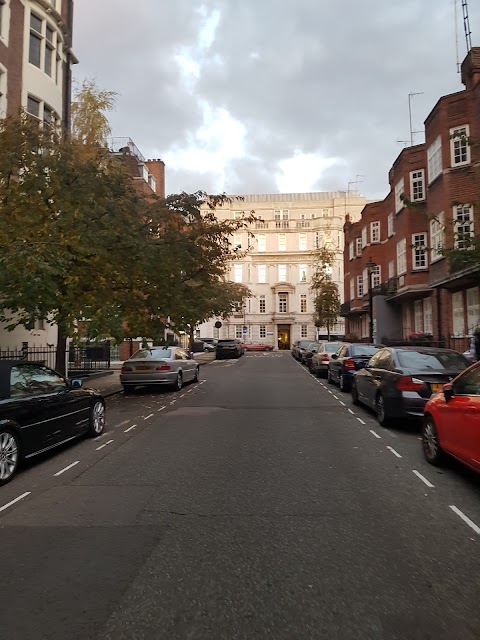 University College Hospital at Westmoreland Street