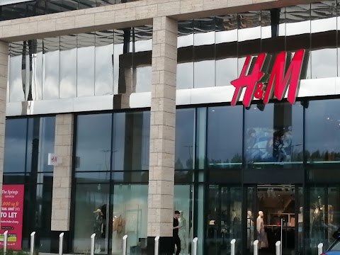 H&M