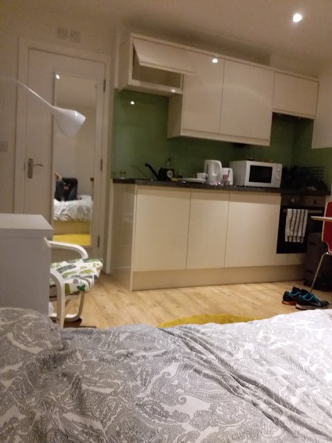 Bristol Central Serviced Apartment