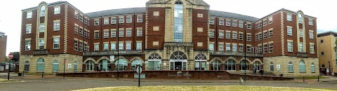 Wirral Met College, Conway Park Campus