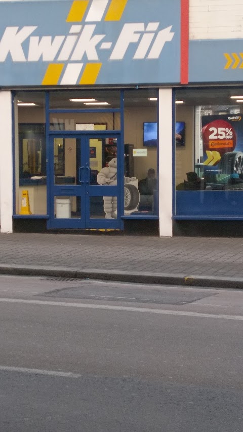 Kwik Fit - London - Leyton High Road