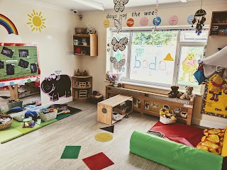 Elms Montessori School and Day Nursery