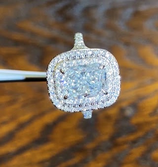 Loyes Diamonds - Engagement Rings Dublin