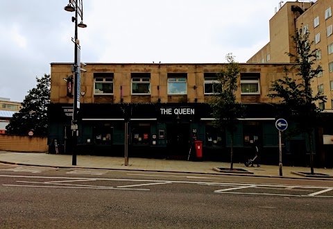 The Queens Hotel