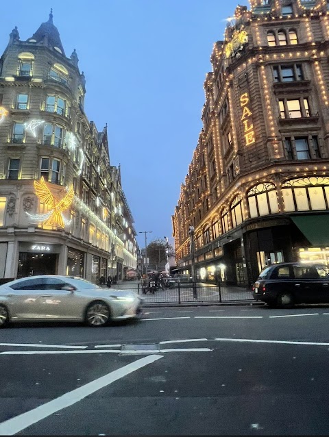 Piccadilly Circus