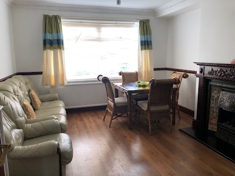 Found Serviced Accommodations - Wandsworth Avenue