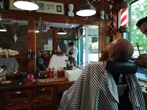 Robert Ashley Barbering