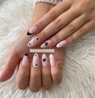 Deluxe Nails & Beauty