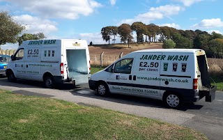 Jander Wheelie Bin Cleaning