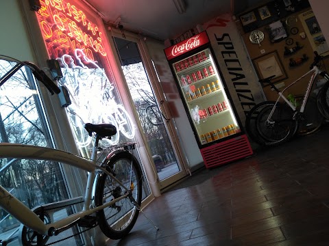 Left Hook Bikes Store