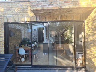 Pristine Glaze Window Cleaners- Window cleaner Romford - window cleaner Hornchurch - Window cleaner Brentwood- Ilford