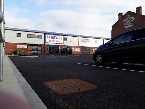 Screwfix Redditch - Hewell Road