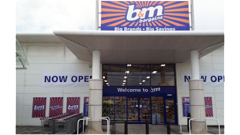 B&M Store