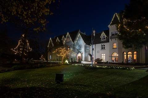 The Glen Yr Afon House Hotel