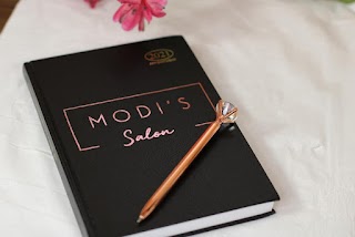 Modi's Salon