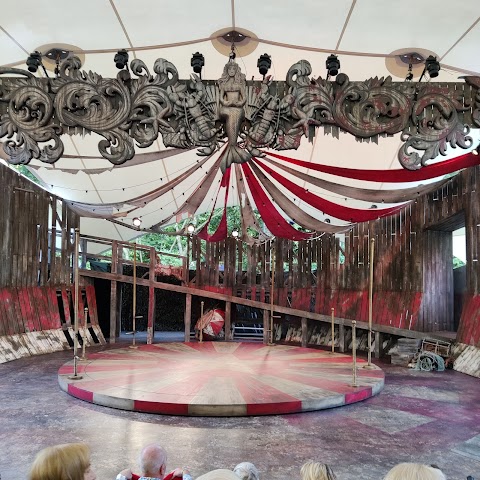 Kilworth House Theatre